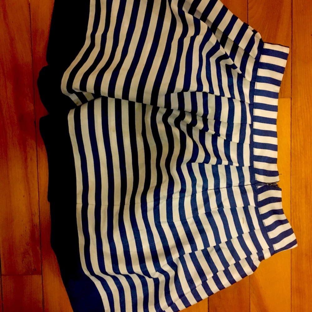 Forever 21 girls skirt